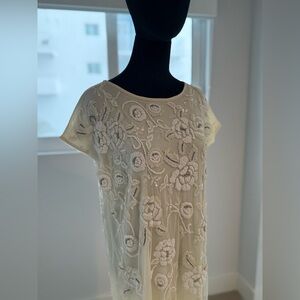 NWT Zara Limited Edition Cream embroidered Dress with floral applique size S